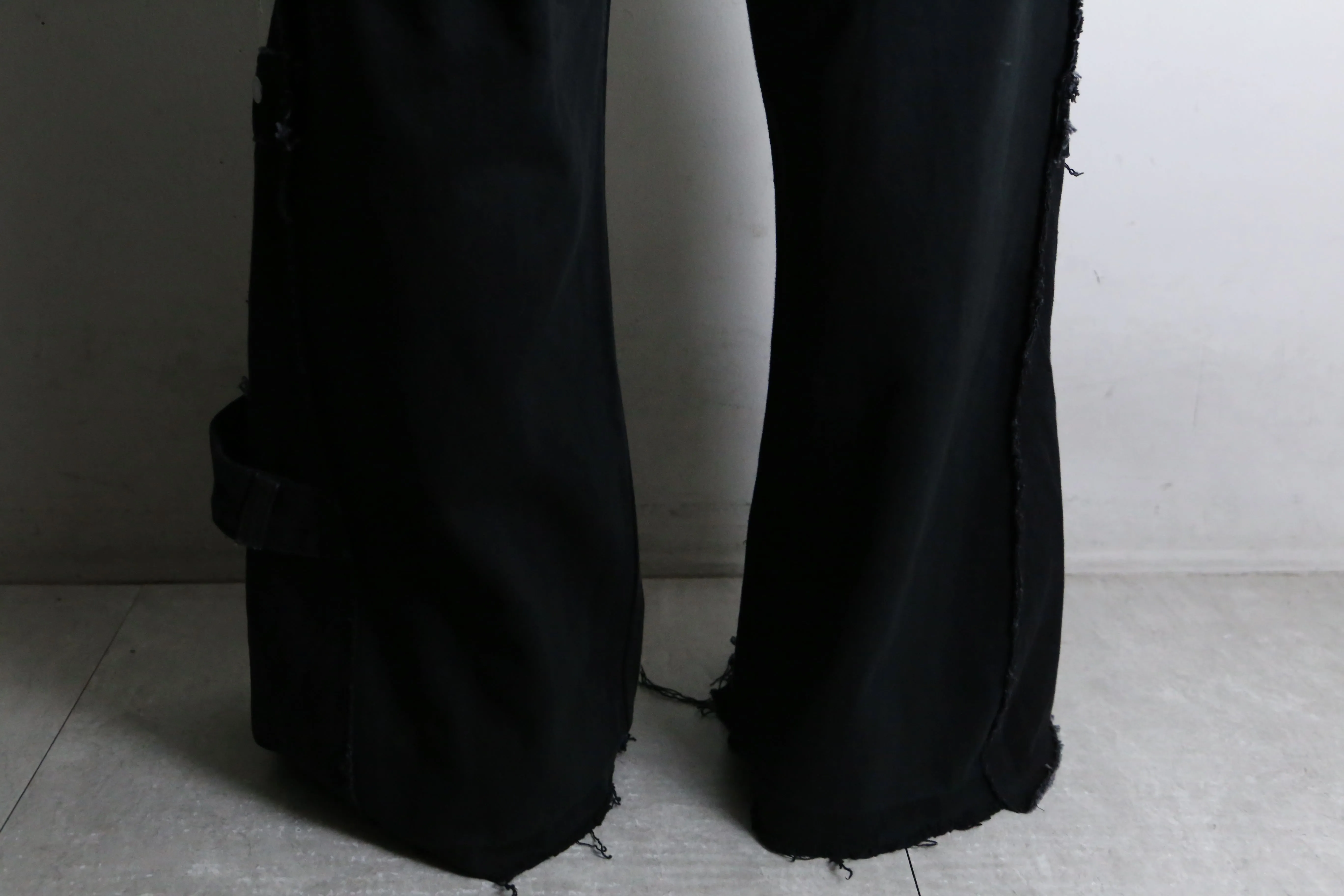 "Re:make" black × white 3docking flare denim pants