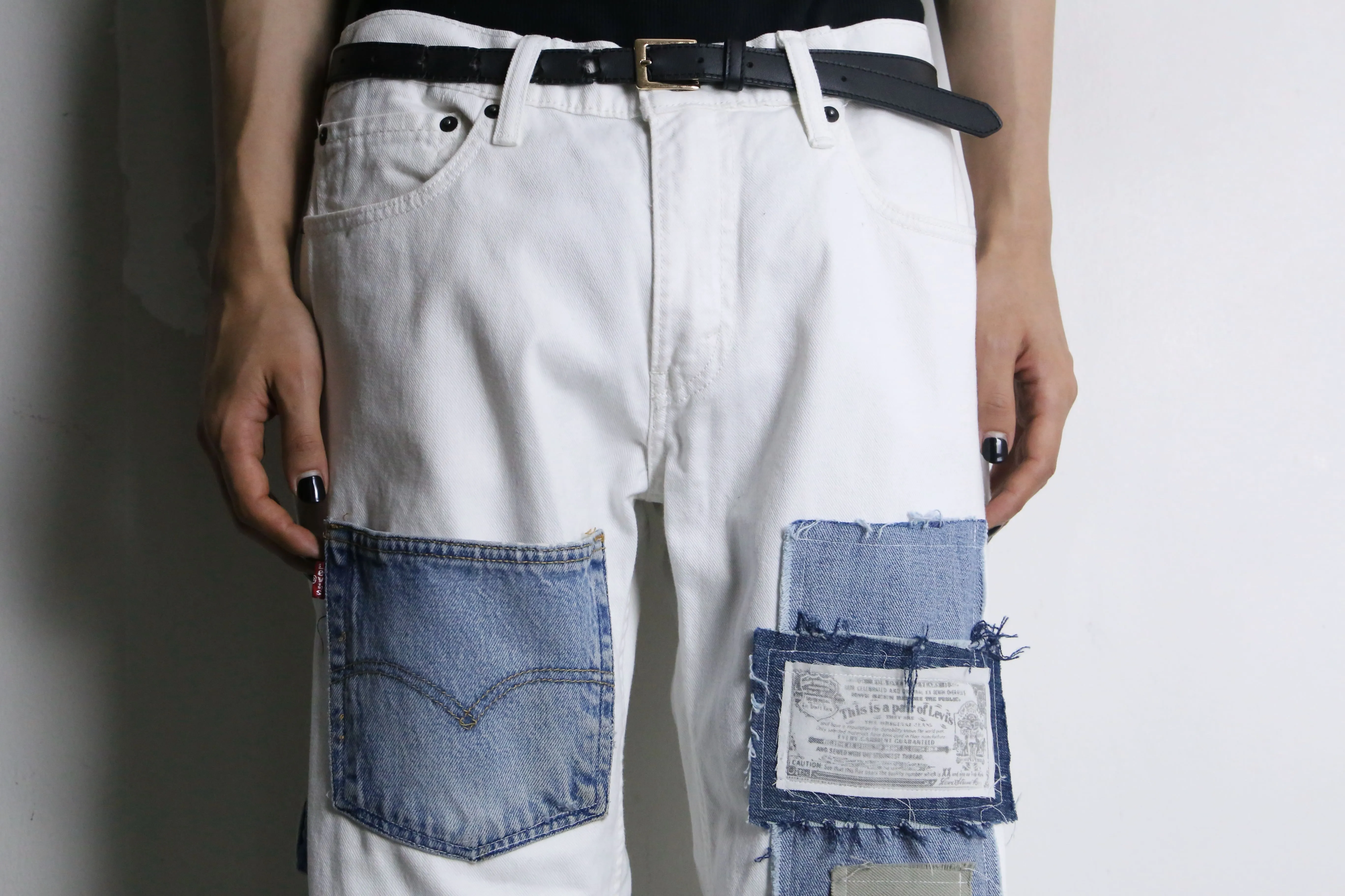 "Re:make" denim design patch white flare denim pants