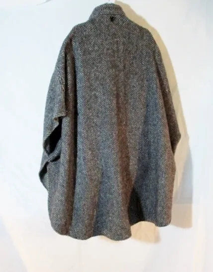 SAXTON-HALL Herringbone Tweed Wool PONCHO CAPE COAT Jacket M GRAY Womens