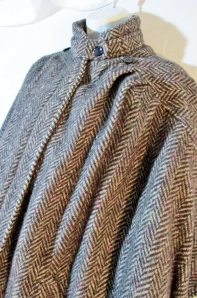 SAXTON-HALL Herringbone Tweed Wool PONCHO CAPE COAT Jacket M GRAY Womens