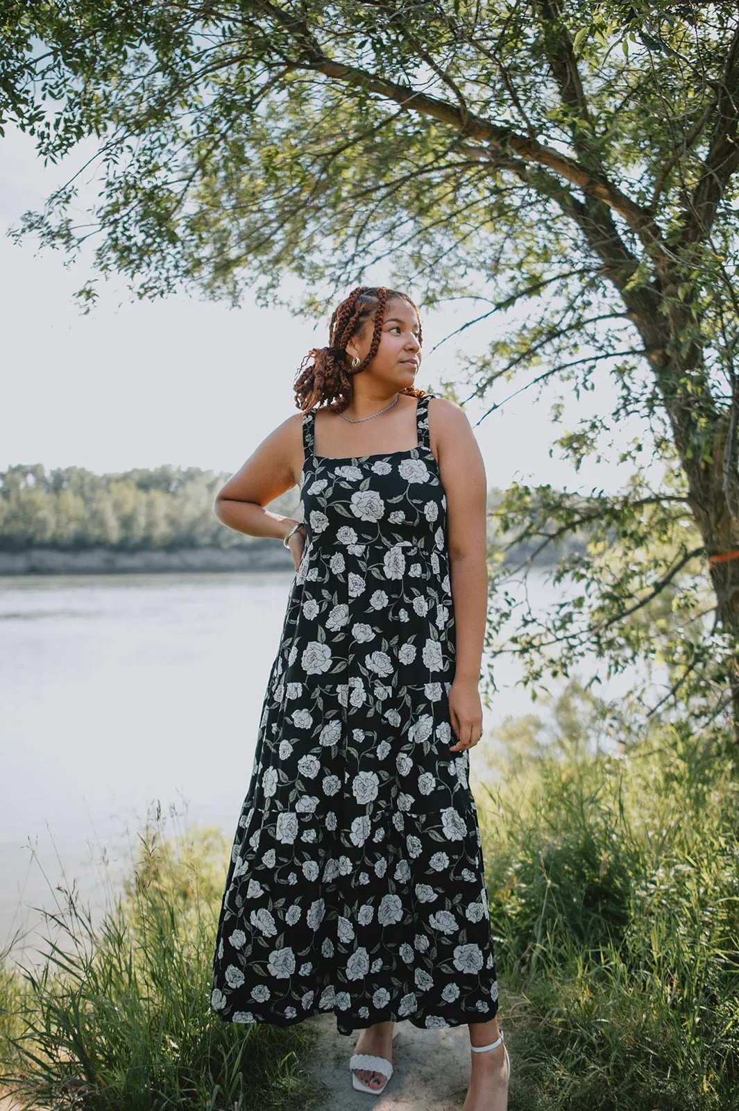 The Libbie Maxi Dress by Saltwater Luxe - Black Floral